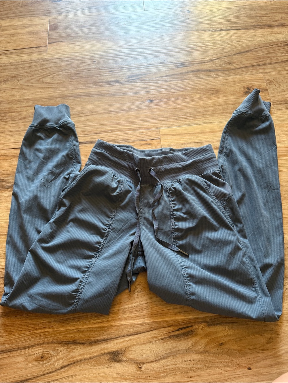 Lululemon dance studio jogger
